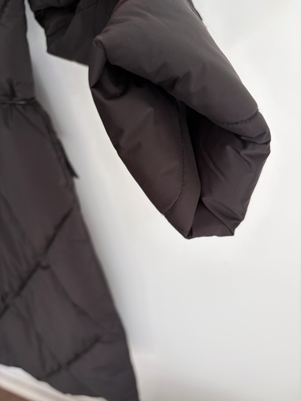 DKNY - Quilted Longline Puffer Coat - Belted Waist - Size S - Picture 3 of 8